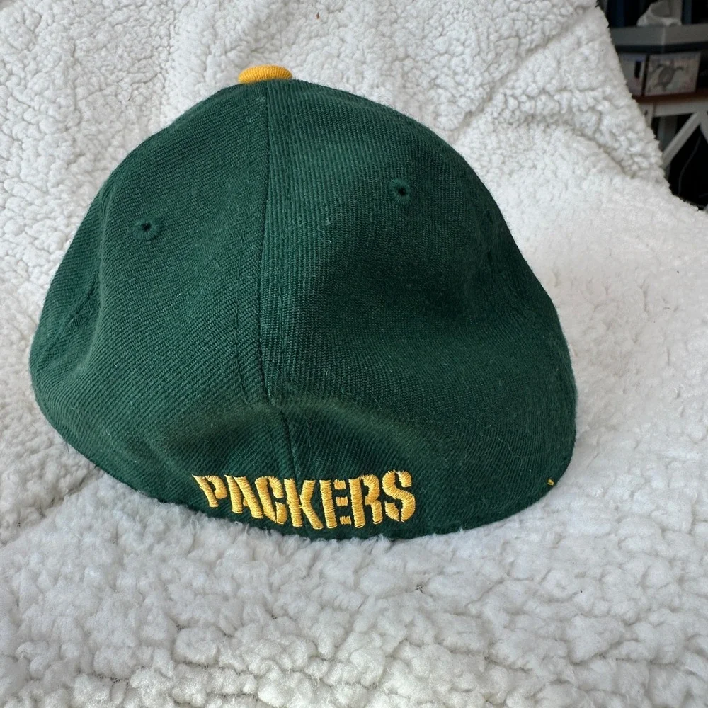 NFL team apparel